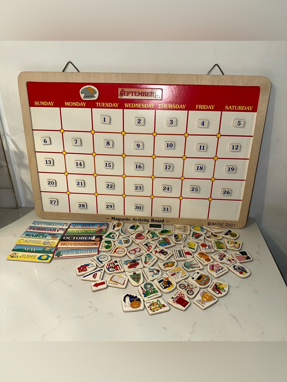 Montessori Weekly magnetic calendar board